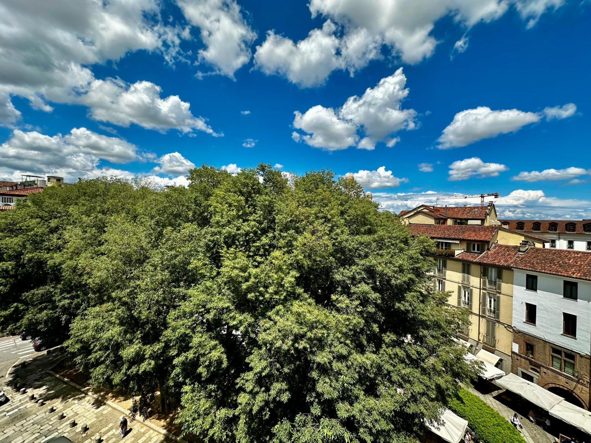 Il Balconcino Del Centro Storico Lägenhet Turin Exteriör bild